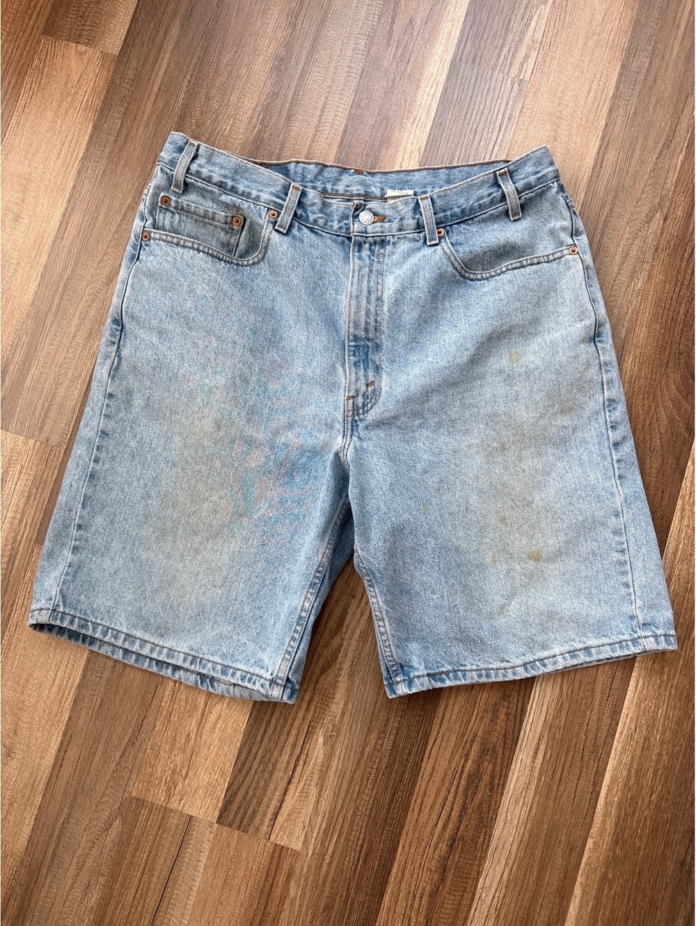 Levi's 550 Relaxed Fit Denim Shorts Men's 38 Light Wash Jean Shorts Casual